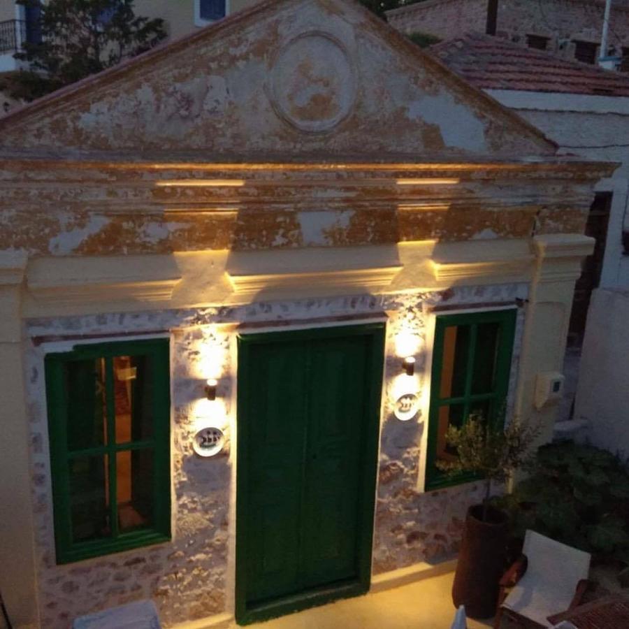 Hypate, Traditional Island Cottage Chalki Town Luaran gambar