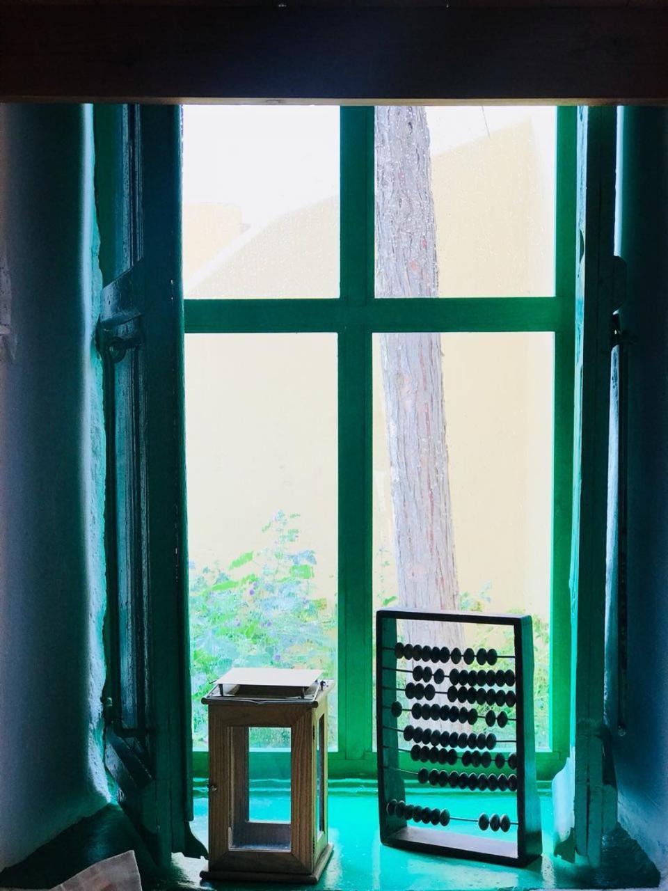Hypate, Traditional Island Cottage Chalki Town Luaran gambar